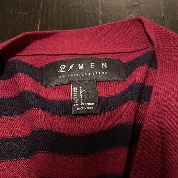 21 Men Forever21 Men's Red Buttoned Striped Long Sleeve Cardigan - Picture 3 of 8